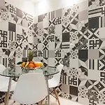 Ginjinha House - 4 In Bairro Alto By Lisbeyond Lisbon