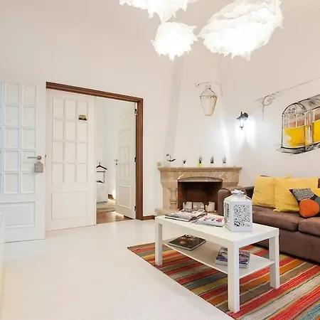 Ginjinha House - 4 In Bairro Alto By Lisbeyond Lisbon